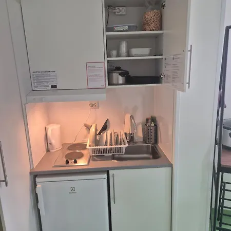 Single Room-studio With Kitchenette, Private Bathroom *